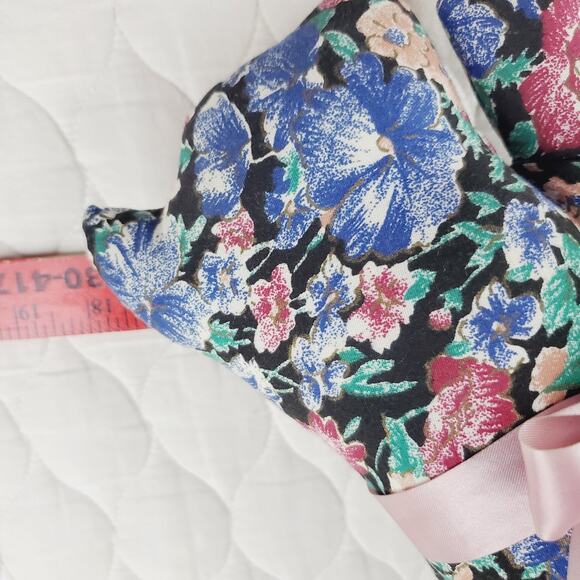 Vintage Cloth Floral Print Cat Stuffed Shelf Sitting Plush Kitty Blue & Bow - Picture 10 of 11